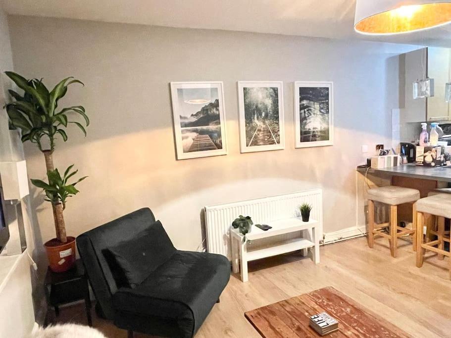 *New* Beautiful 2 Bedroom House In Central Location London Eksteriør billede